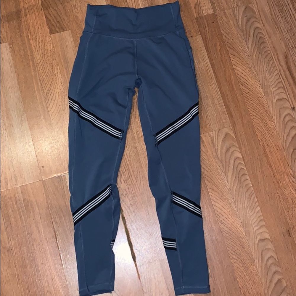 Adidas leggings